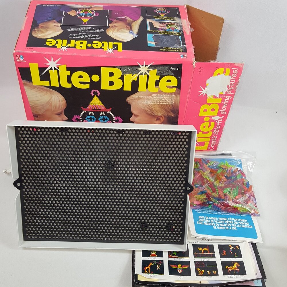 Lite-Brite Vintage 1994 Light Up Picture Drawing Set by Milton Bradley